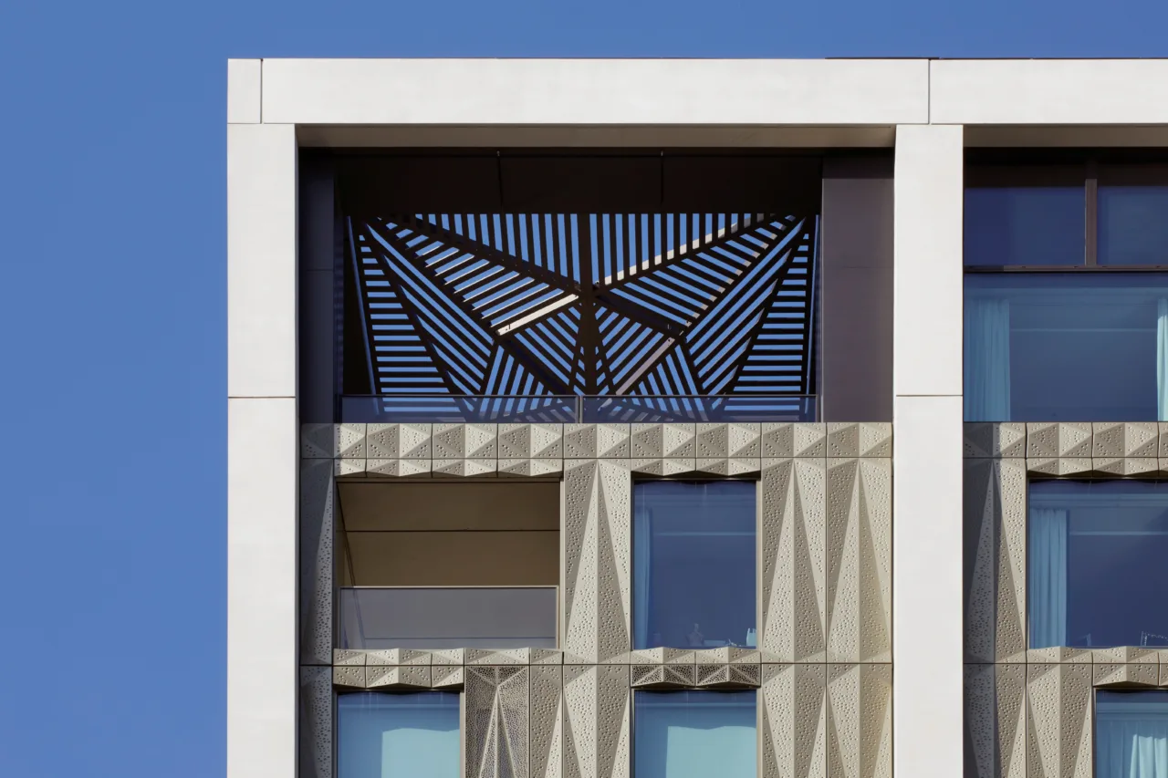 Off Grid Penthouse Apartments With Net Zero Energy Design photo