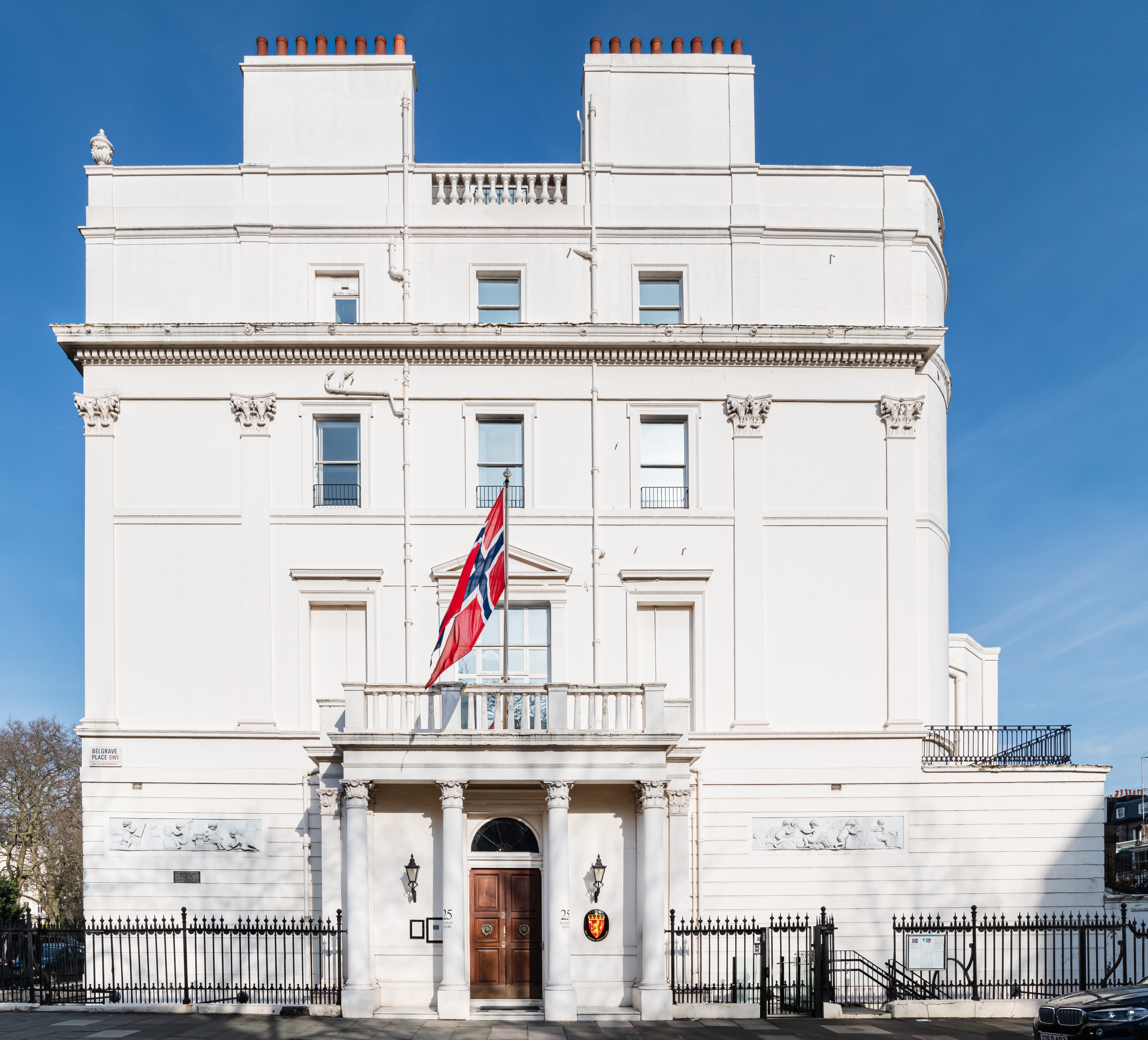 25 Belgrave Square